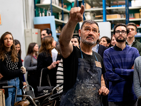 Hombre en el Teatro Real