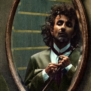ARA MALIKIAN INTRUSO